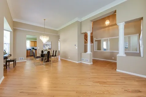 1105 Andover Drive Mundelein IL 60060