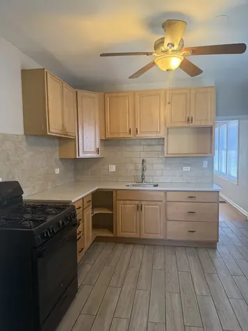 10144 South Union Avenue Chicago IL 60628