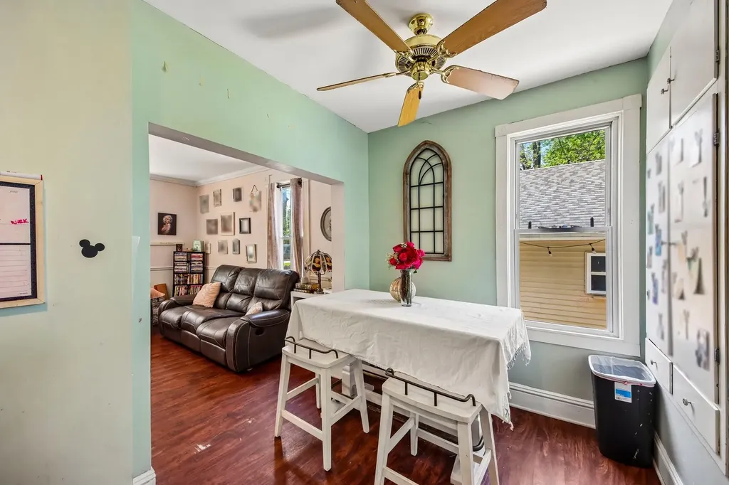 316 East Division Street Lockport IL 60441