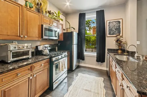 2734 West 18th Street Chicago IL 60608