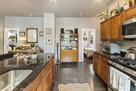 2734 West 18th Street Chicago IL 60608