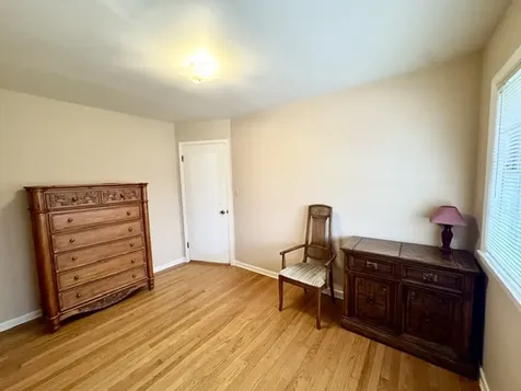 1978 Spruce Avenue Des Plaines IL 60016