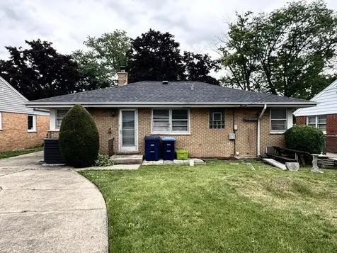 1978 Spruce Avenue Des Plaines IL 60016