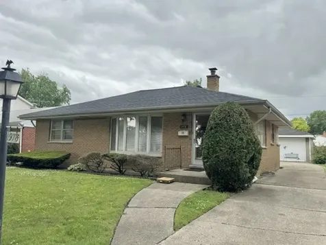 1978 Spruce Avenue Des Plaines IL 60016