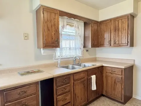 1978 Spruce Avenue Des Plaines IL 60016