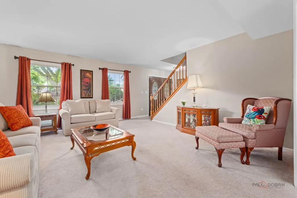 815 Claridge Court Schaumburg IL 60193