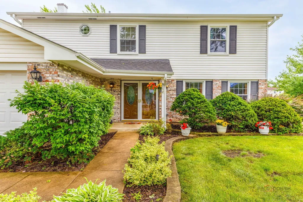 815 Claridge Court Schaumburg IL 60193