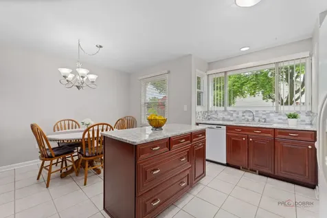 815 Claridge Court Schaumburg IL 60193