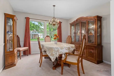 815 Claridge Court Schaumburg IL 60193