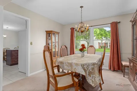815 Claridge Court Schaumburg IL 60193
