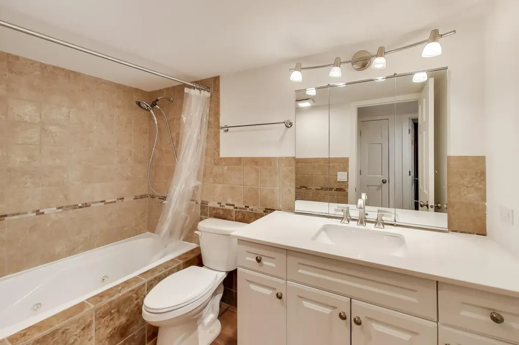 1615 Maple Terrace Lisle IL 60532