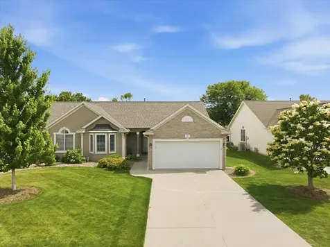25 Inglewood Lane Bloomington IL 61704