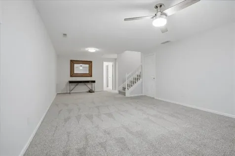 25 Inglewood Lane Bloomington IL 61704