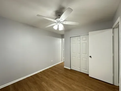 4616 North Beacon Street Chicago IL 60640