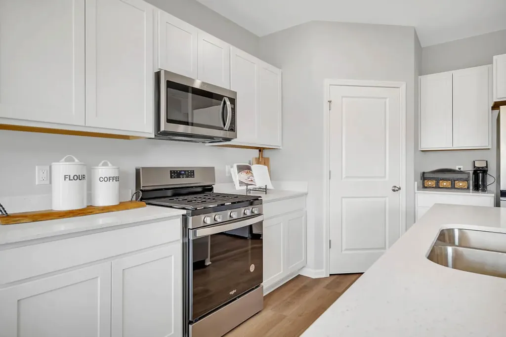 1638 Whisper Glen Drive Plainfield IL 60586