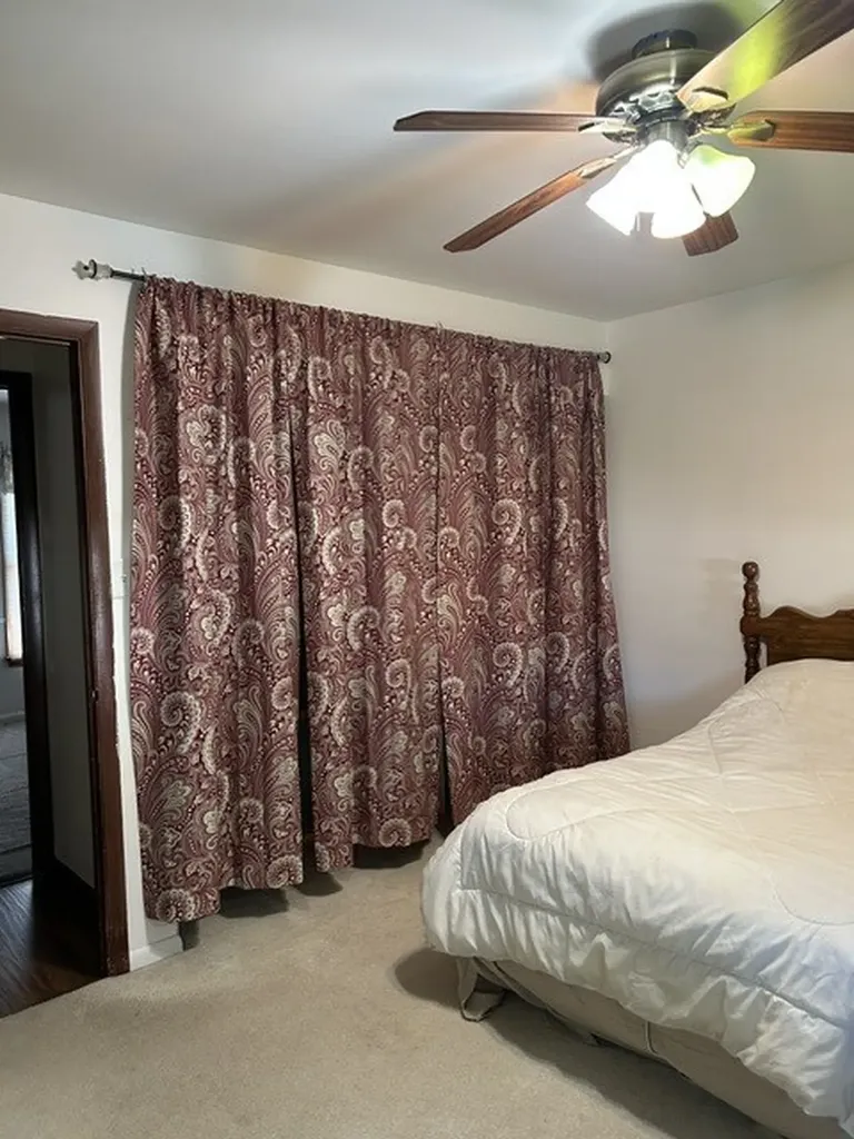 329 Shield Court Bolingbrook IL 60440