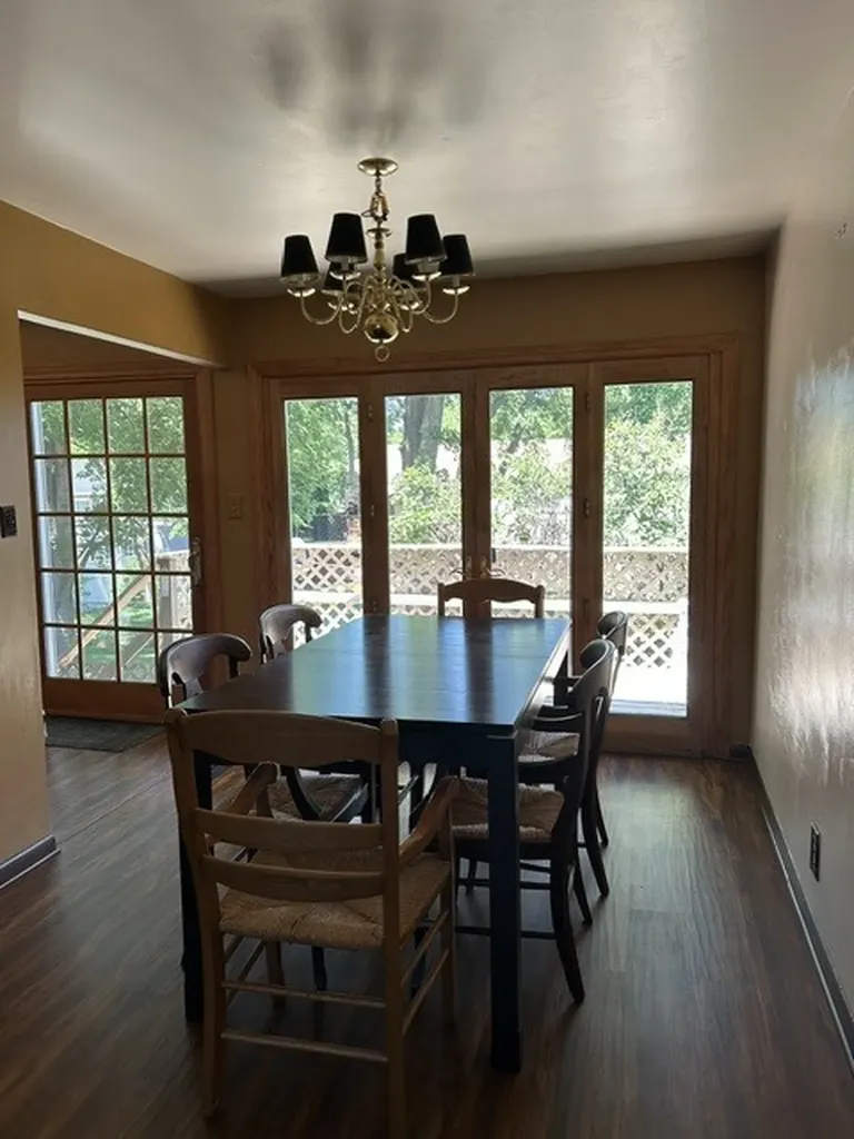 329 Shield Court Bolingbrook IL 60440