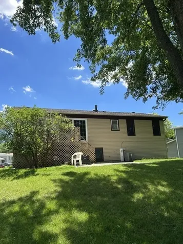 329 Shield Court Bolingbrook IL 60440