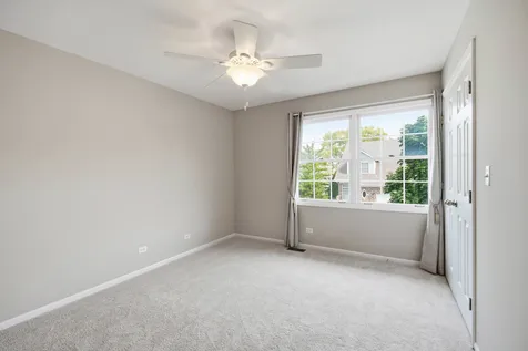 41 North Bridge View Street Palatine IL 60067
