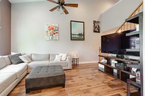 854 Old Checker Road Buffalo Grove IL 60089