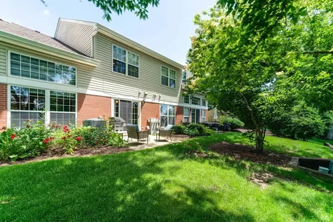 854 Old Checker Road Buffalo Grove IL 60089