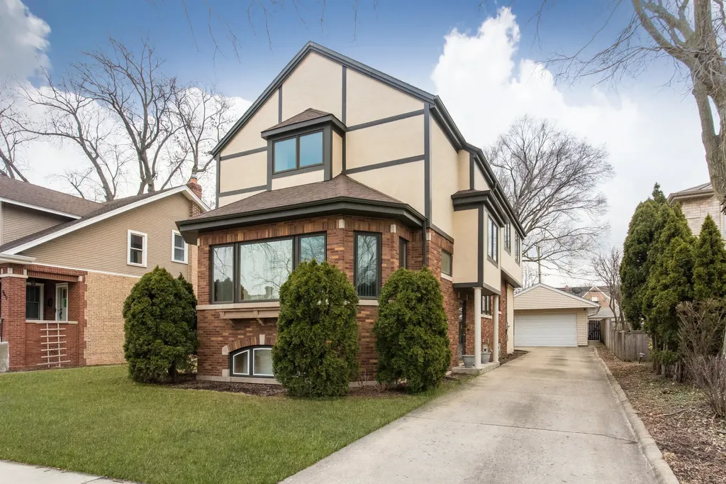7349 West Ibsen Street Chicago IL 60631