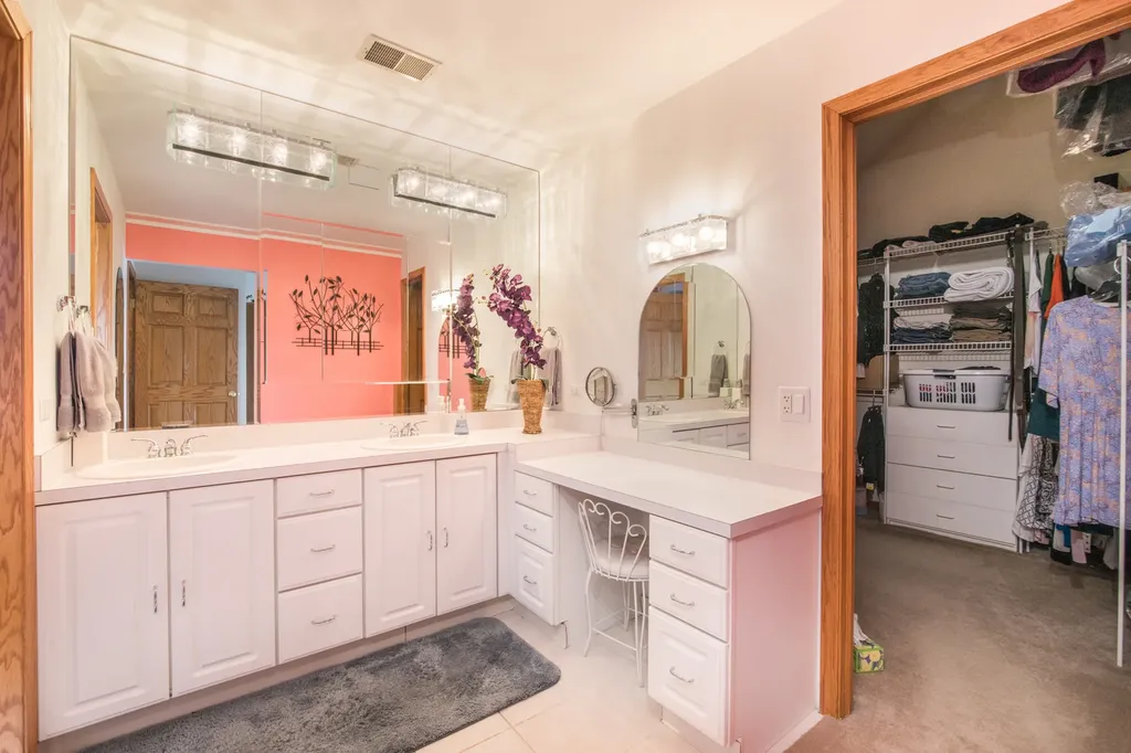 7349 West Ibsen Street Chicago IL 60631