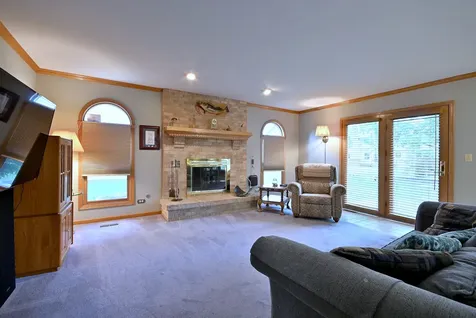 213 John Drive Bartlett IL 60103