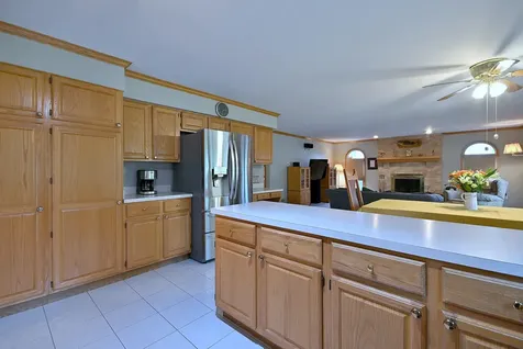 213 John Drive Bartlett IL 60103