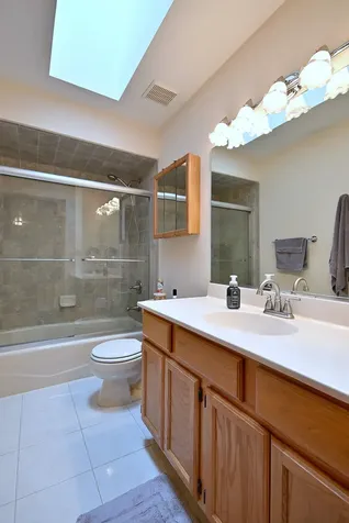 213 John Drive Bartlett IL 60103