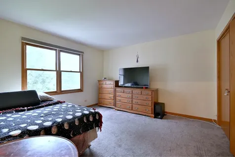 213 John Drive Bartlett IL 60103