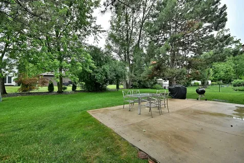 213 John Drive Bartlett IL 60103
