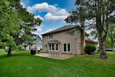 213 John Drive Bartlett IL 60103