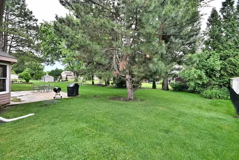 213 John Drive Bartlett IL 60103