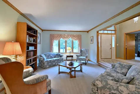 213 John Drive Bartlett IL 60103