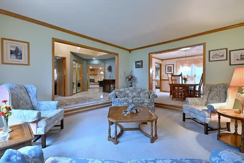 213 John Drive Bartlett IL 60103