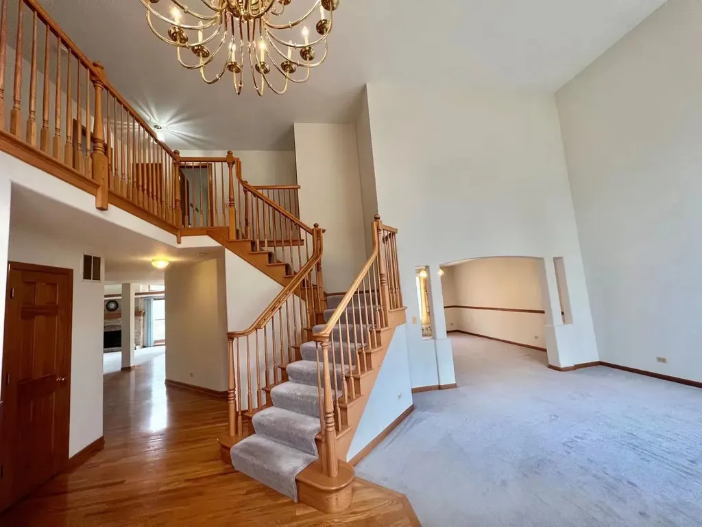 780 Sigmund Road Naperville IL 60563