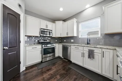 749 North Misty Ridge Drive Romeoville IL 60446