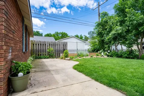 513 Kreitzer Avenue Bloomington IL 61701