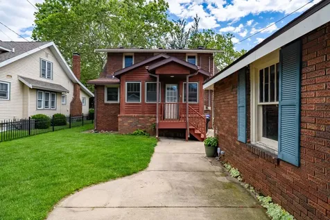 513 Kreitzer Avenue Bloomington IL 61701