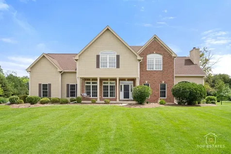 175 Clover Hill Lane North Barrington IL 60010