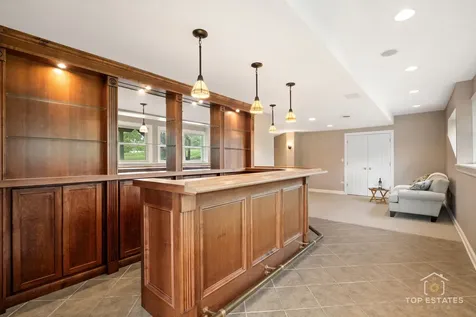 175 Clover Hill Lane North Barrington IL 60010