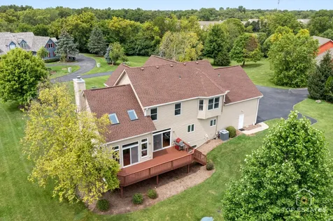 175 Clover Hill Lane North Barrington IL 60010