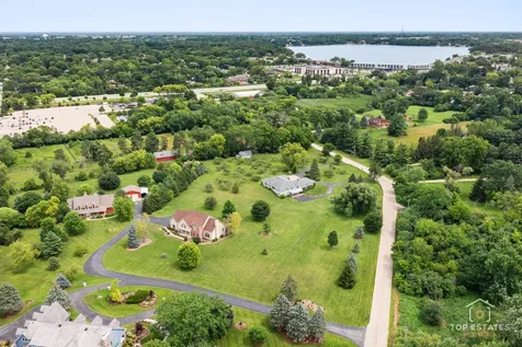 175 Clover Hill Lane North Barrington IL 60010