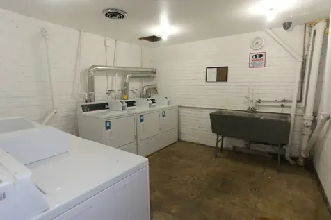 1040 West Hollywood Avenue Chicago IL 60660