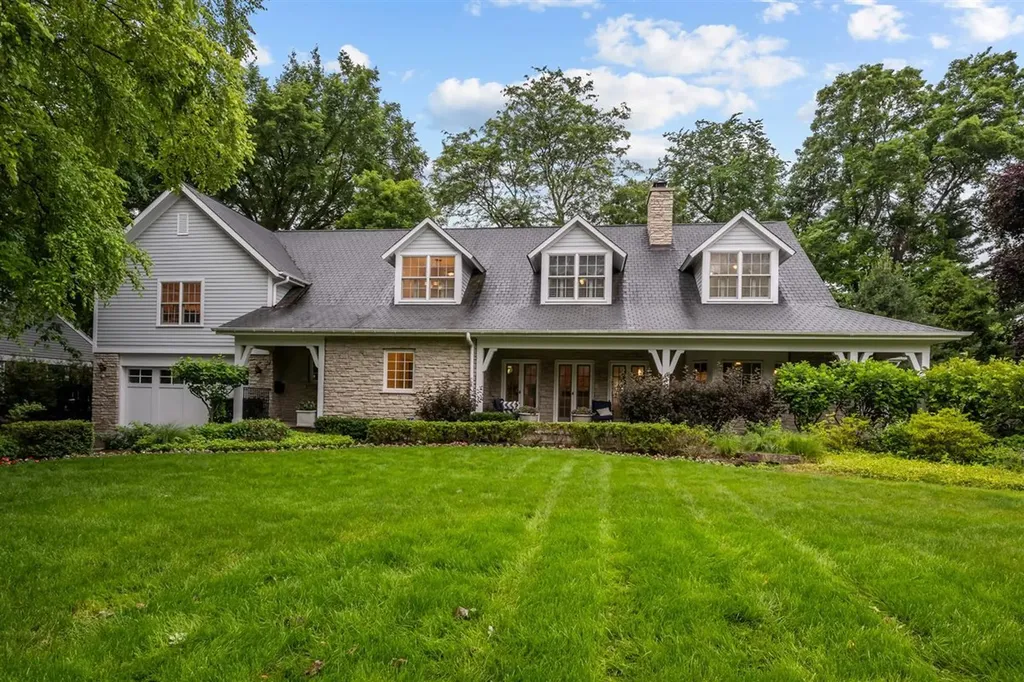 644 Beaver Road Glenview IL 60025