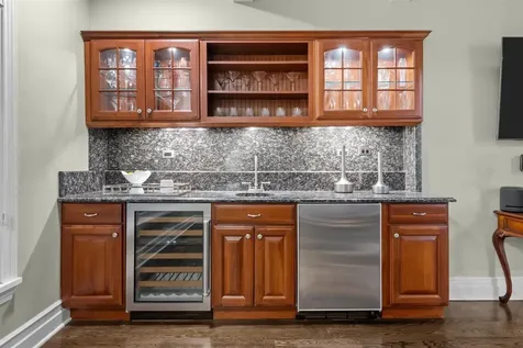 644 Beaver Road Glenview IL 60025