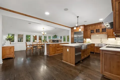 644 Beaver Road Glenview IL 60025