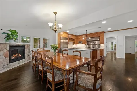 644 Beaver Road Glenview IL 60025