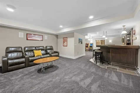 644 Beaver Road Glenview IL 60025